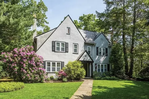 11 Quidnic Rd, Newton, MA 02468