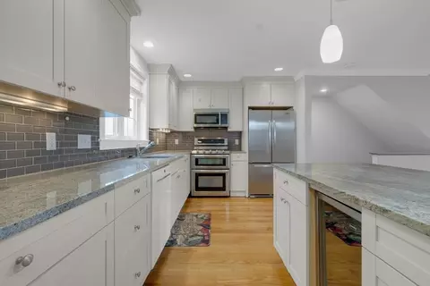 81 Dresser St #81, Boston, MA 02127
