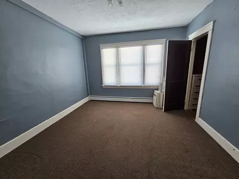 33 Bristol St, Worcester, MA 01606 photo 11