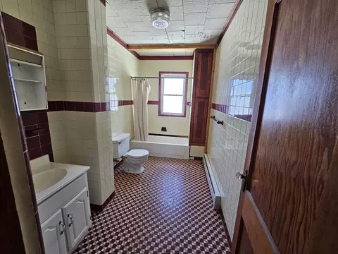 33 Bristol St, Worcester, MA 01606 photo 8