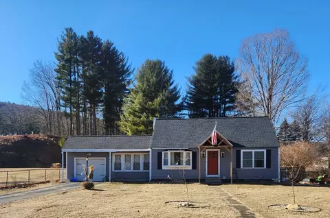 70 Old Westfield Rd, Russell, MA 01071