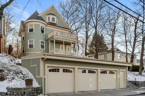 157 Bigelow St, Boston, MA 02135