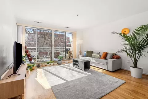 6 Canal Park #203, Cambridge, MA 02141