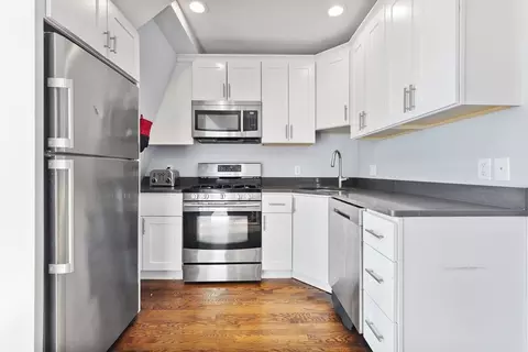 229 Princeton St #3, Boston, MA 02128