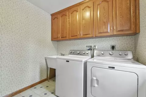 45 Mendon St, Upton, MA 01568 photo 22