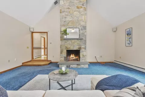 45 Mendon St, Upton, MA 01568 photo 17