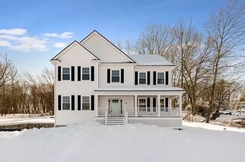 98 Gile St, Haverhill, MA 01830