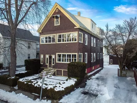 43 Hyde St, Revere, MA 02151