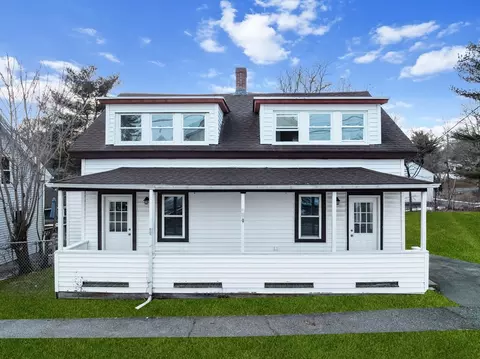9 Green St, Dudley, MA 01571