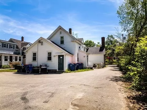 Exterior - 13 Sawyer St, Wareham, MA 02571 photo 1 of 1