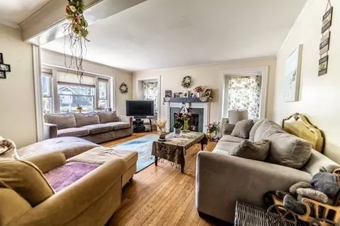 Living - 13 Sawyer St, Wareham, MA 02571 photo 2 of 2