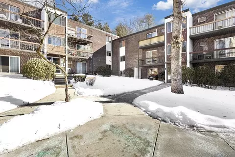 599 Old West Central St #C5, Franklin, MA 02038
