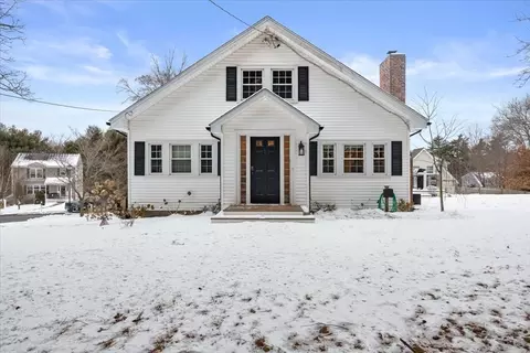 18 Progress Waye, Hanson, MA 02341