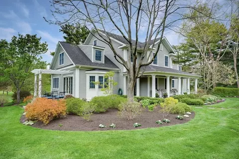 191 Claybrook Rd, Dover, MA 02030