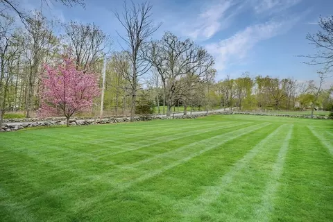 191 Claybrook Rd, Dover, MA 02030 photo 3