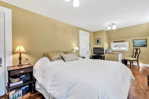 Bedroom - 344 Main St #6, Barnstable, MA 02632 photo 2 of 8
