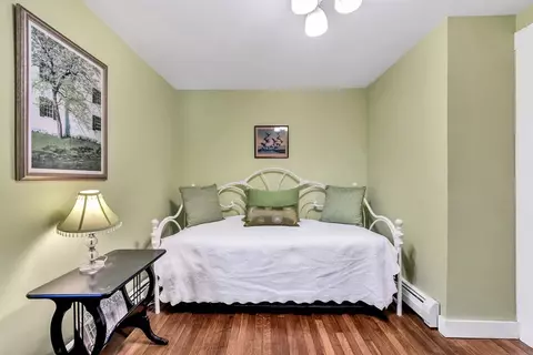 Bedroom - 344 Main St #6, Barnstable, MA 02632 photo 6 of 8