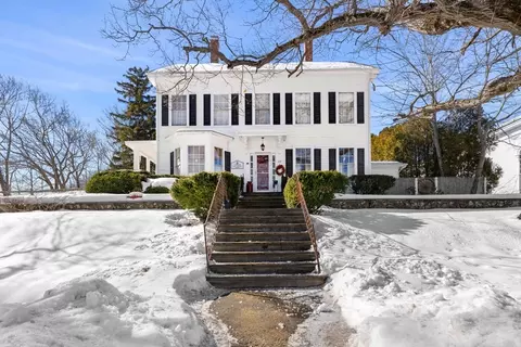 22 High Rd, Newbury, MA 01951