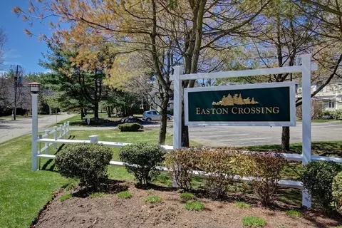 6 Adam St #8, Easton, MA 02375