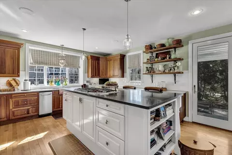 77 The Hts, Mashpee, MA 02649 photo 15
