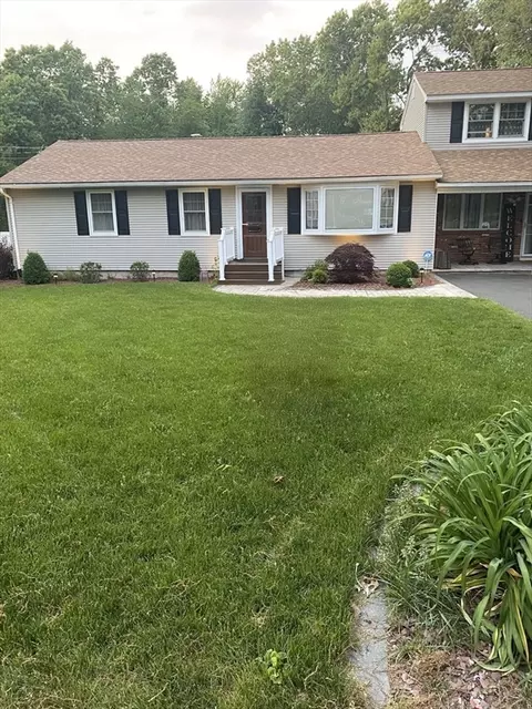92 Ludlow Rd, Chicopee, MA 01020 photo 2