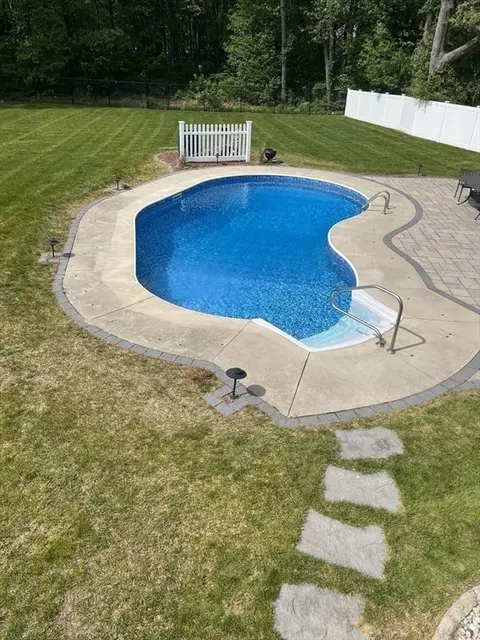 92 Ludlow Rd, Chicopee, MA 01020 photo 36