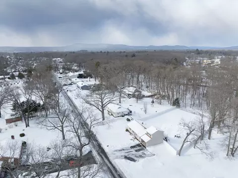 92 Ludlow Rd, Chicopee, MA 01020 photo 39