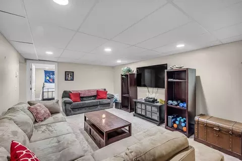 92 Ludlow Rd, Chicopee, MA 01020 photo 24