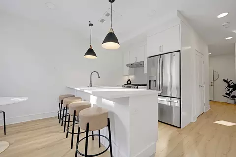 25 Everett St #102, Boston, MA 02128