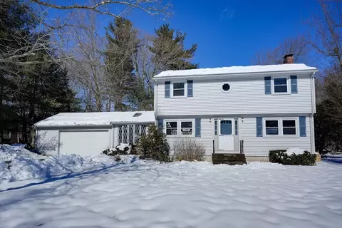 3 Phillip Ave, Burlington, MA 01803