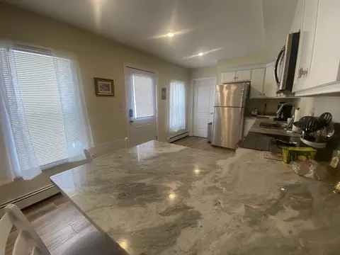 82 Mill St, Worcester, MA 01603 photo 9