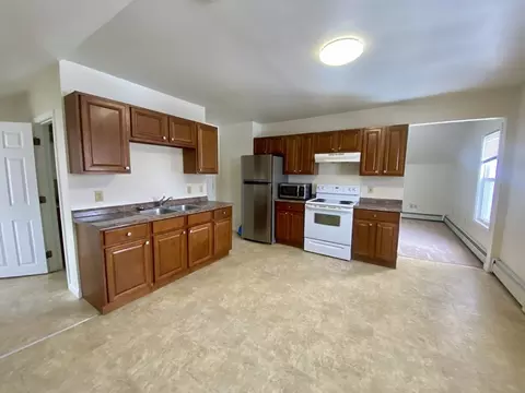 82 Mill St, Worcester, MA 01603 photo 19
