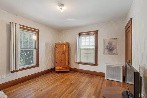 Bedroom - 134 Eutaw Ave, Lynn, MA 01902 photo 3 of 5