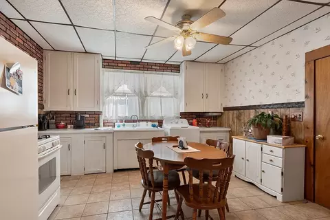 Kitchen - 134 Eutaw Ave, Lynn, MA 01902 photo 2 of 6