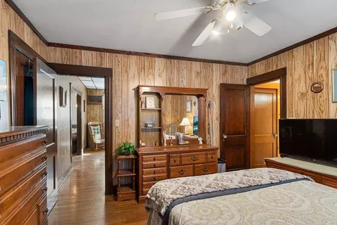 Bedroom - 134 Eutaw Ave, Lynn, MA 01902 photo 2 of 5