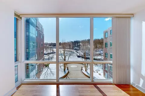 88 Wharf St #409, Milton, MA 02186