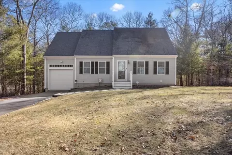 8 Cross Hill Rd, Sandwich, MA 02644