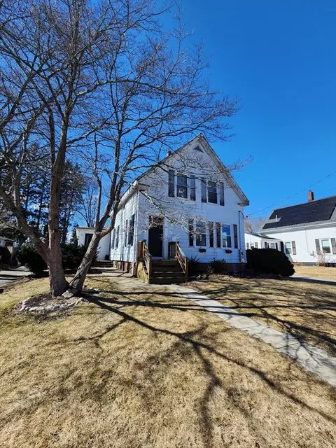 29 Albion St, Rockland, MA 02370