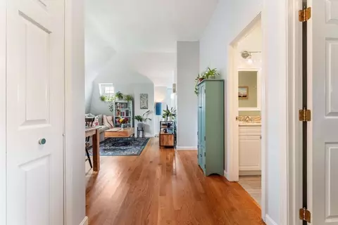 8 Vine St #5, Beverly, MA 01915 photo 3