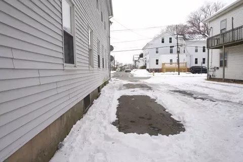 9 Myrtle Ave, Webster, MA 01570 photo 12