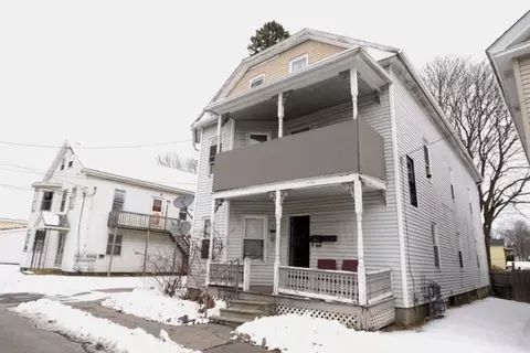 9 Myrtle Ave, Webster, MA 01570 photo 4