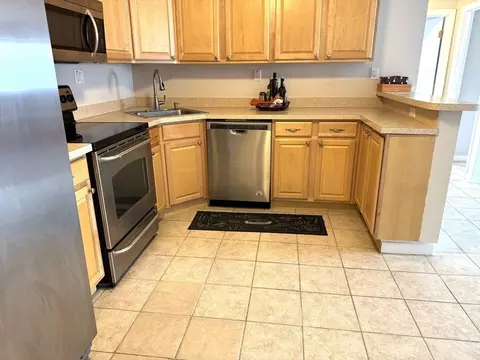 Kitchen - 222 Stackpole St #12, Lowell, MA 01852 photo 4 of 5