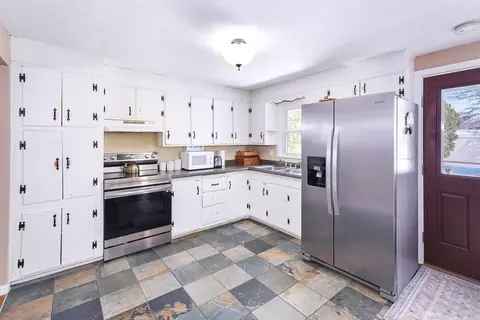 41 Crestlan Cir, Worcester, MA 01604 photo 35