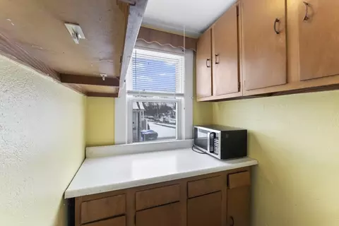65 Edgemont St, Springfield, MA 01109 photo 21