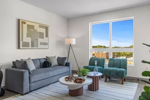 203 Lowell St #114, Wilmington, MA 01887