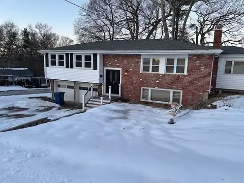 33 Crawford St, Randolph, MA 02368
