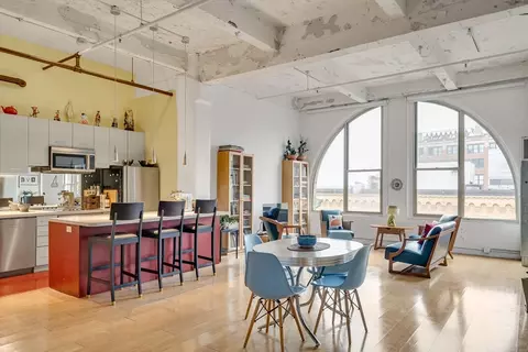 300 Summer St #62, Boston, MA 02210