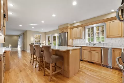 12 Glenview Dr, Harvard, MA 01451 photo 3