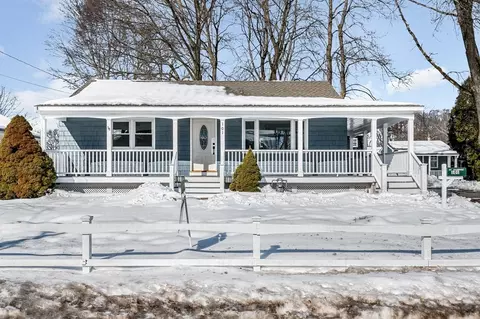 101 Everett St, Lawrence, MA 01843 photo 3