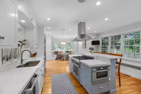 38 Whiton Ave, Hingham, MA 02043 photo 8